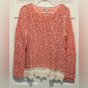 Coral/Peach Marled Open Weave Sweater With A Cream Lace Shirttail Hem Size L